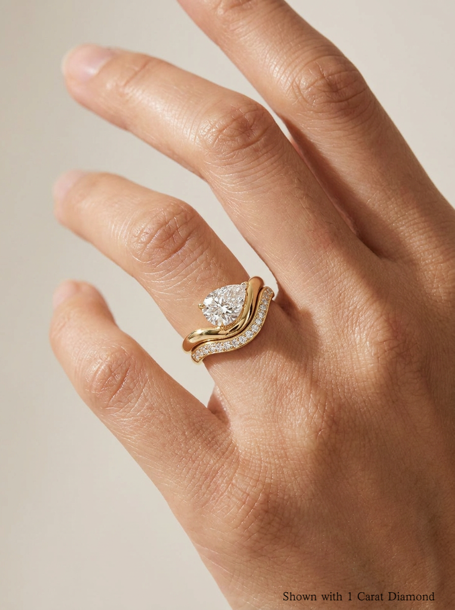 The Cove | Curved Pear Diamond Set