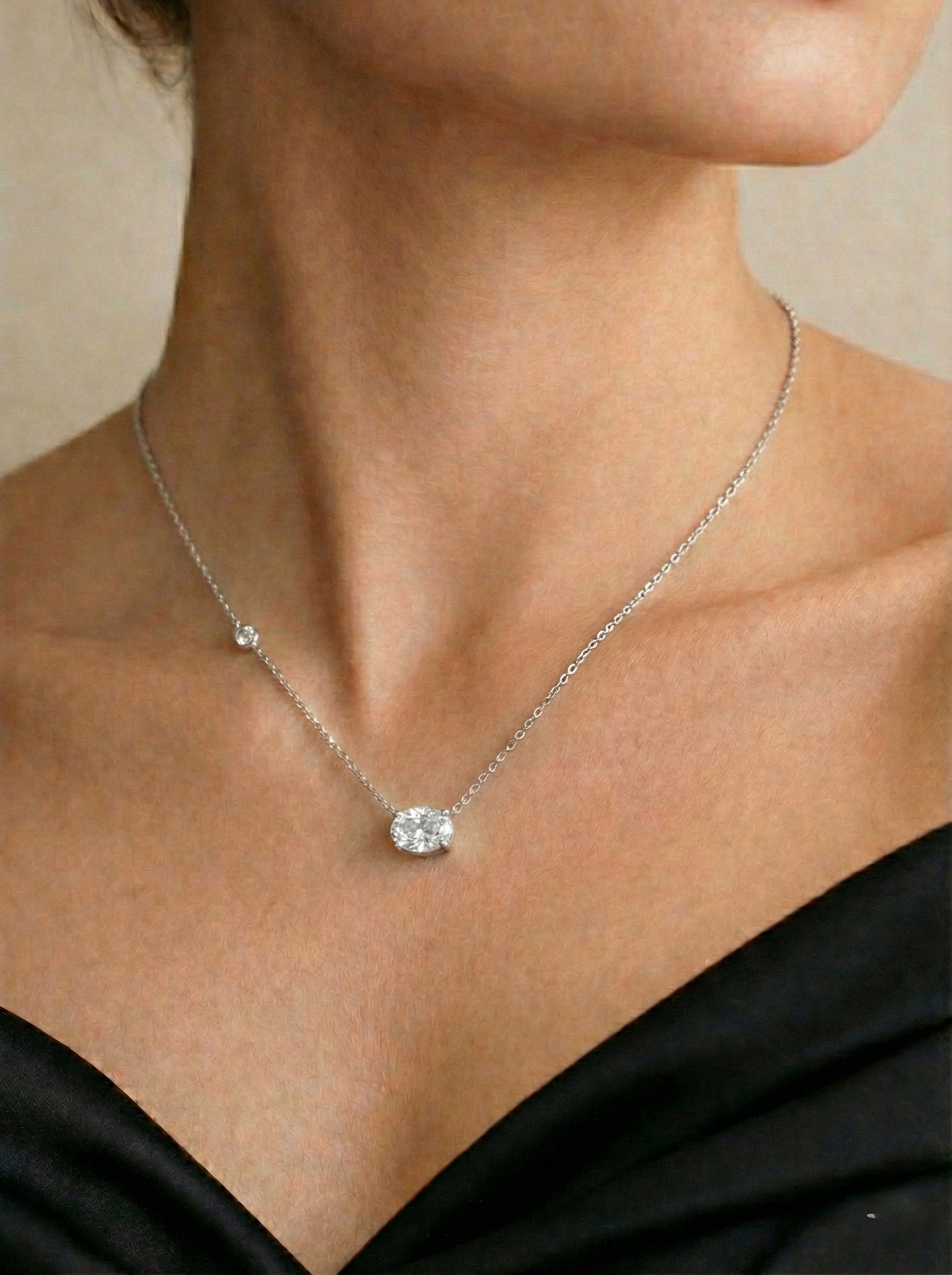 The Como | East-West Oval Solitaire Necklace