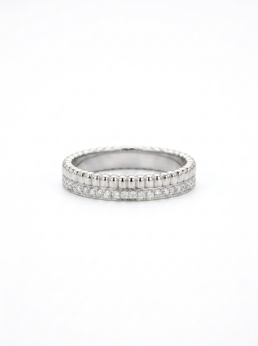 The Frieze | Fluted Gold & Pavé Diamond Band