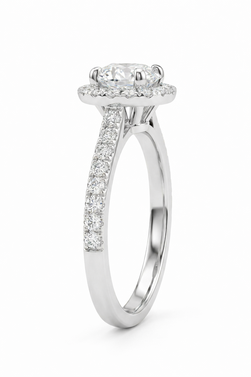 The Halo | Round Brilliant Cluster Ring
