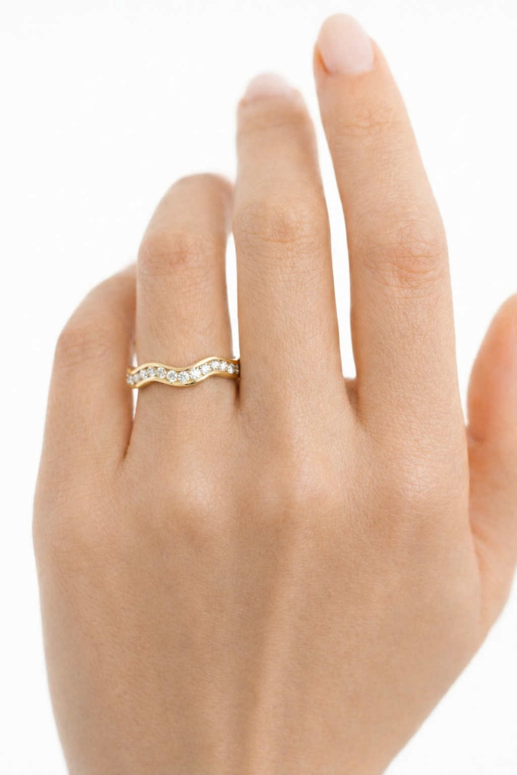 The Ribbon | Pavé Diamond Wave Band