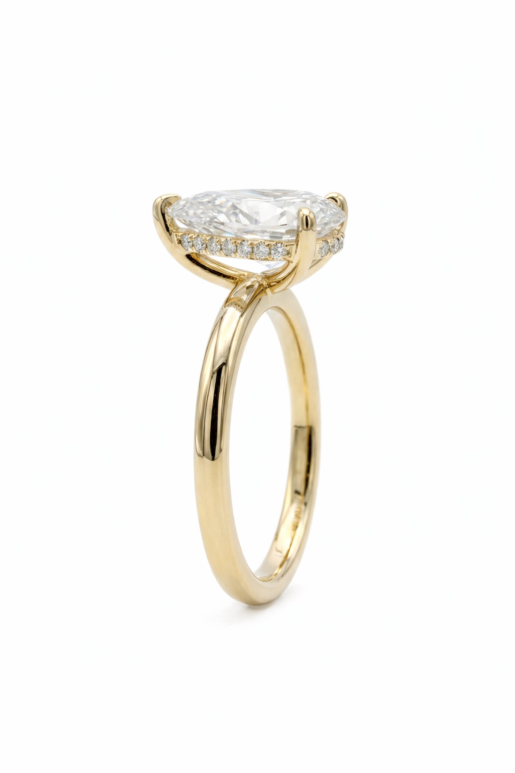 The Dew | Pear Cut Solitaire Ring