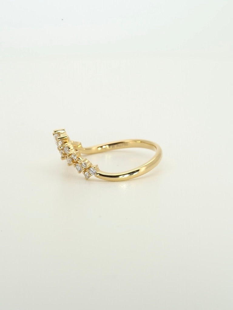 The Veil | Lace Chevron Contour Band