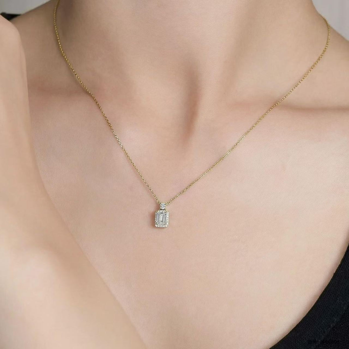 The Casement | Emerald-Cut Halo & Round Diamond Necklace